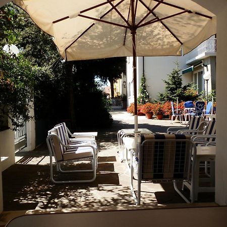 בלריה-איגאה מרינה Hotel Nautic B&B מראה חיצוני תמונה