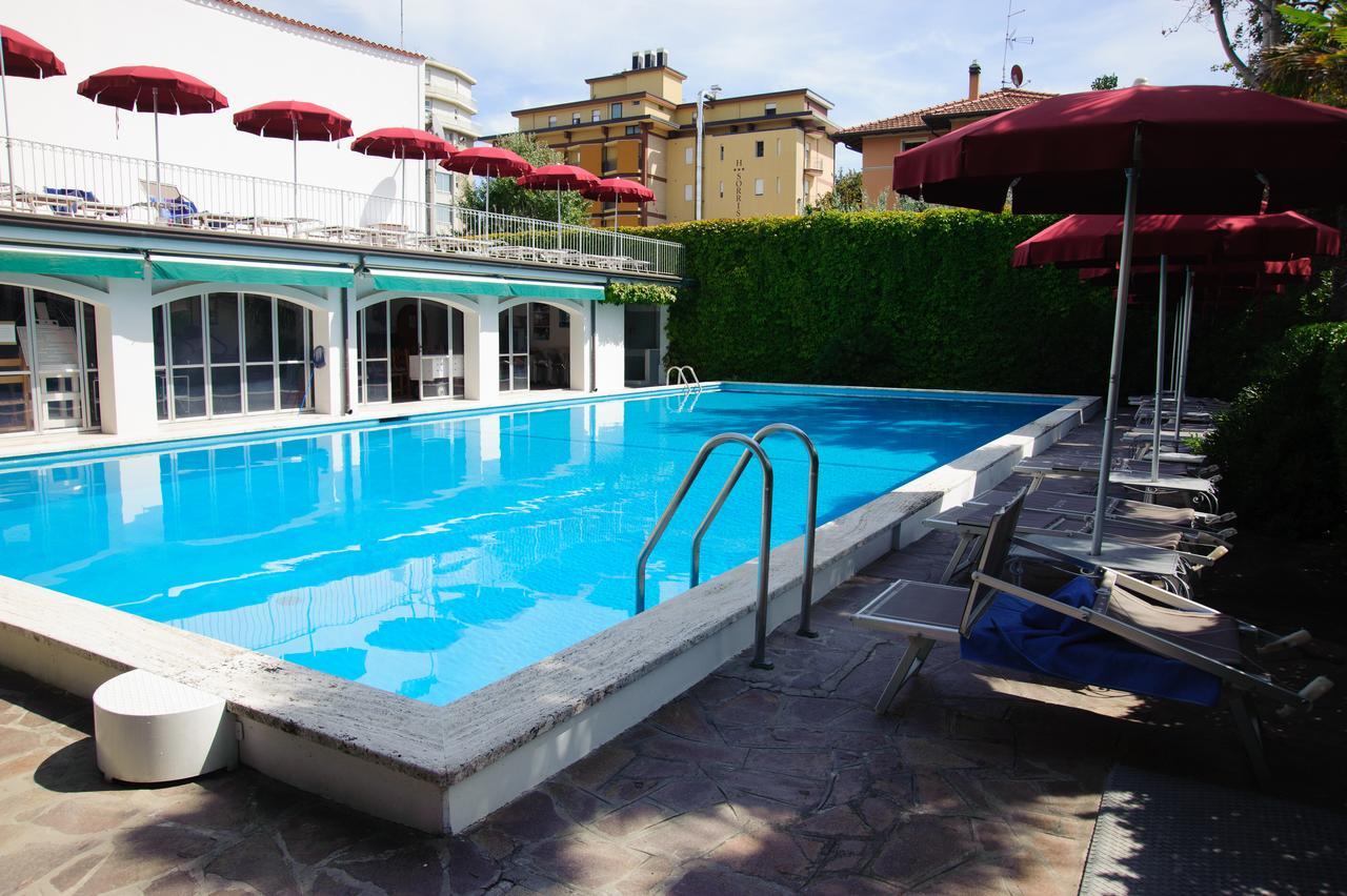 בלריה-איגאה מרינה Hotel Nautic B&B מראה חיצוני תמונה